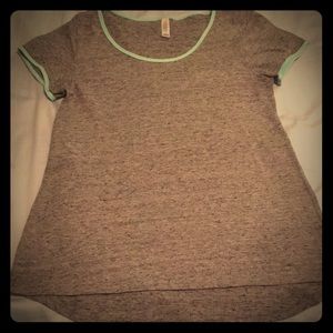 LuLaRoe Solid Heathered Gray Classic T